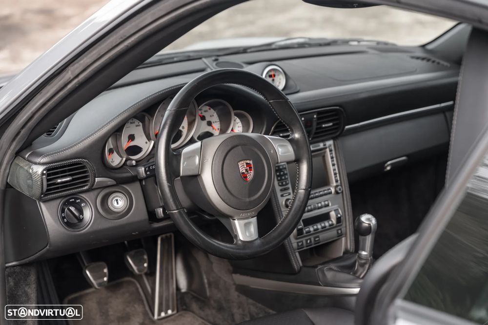 Porsche 911 (997) - 21