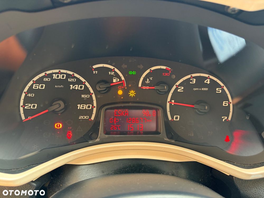 Ford KA 1.2 Titanium (air4) - 12