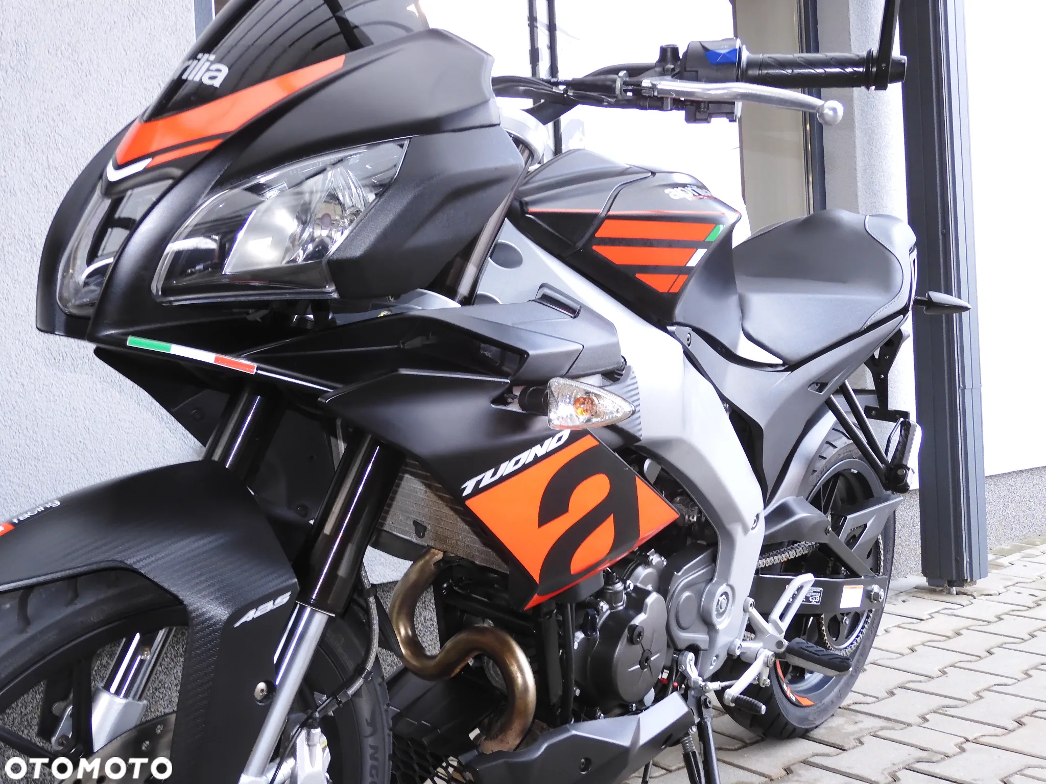 Aprilia Tuono - 23