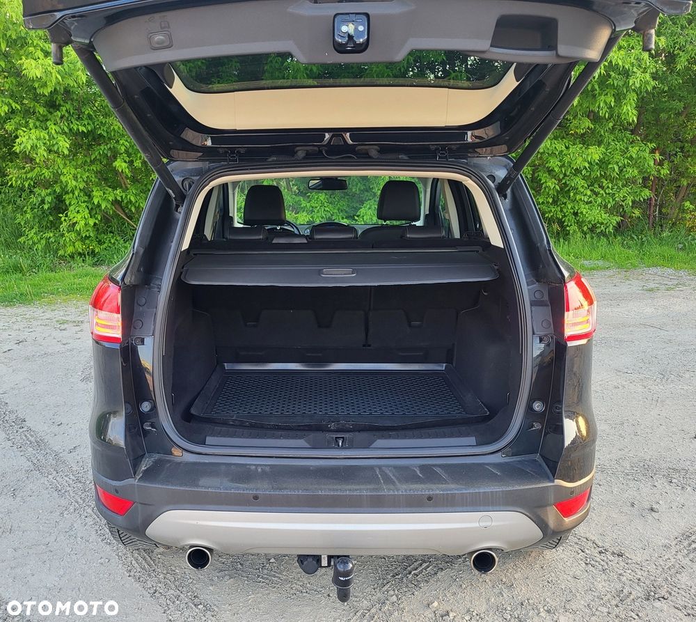 Ford Kuga 2.0 TDCi 4WD Titanium - 4