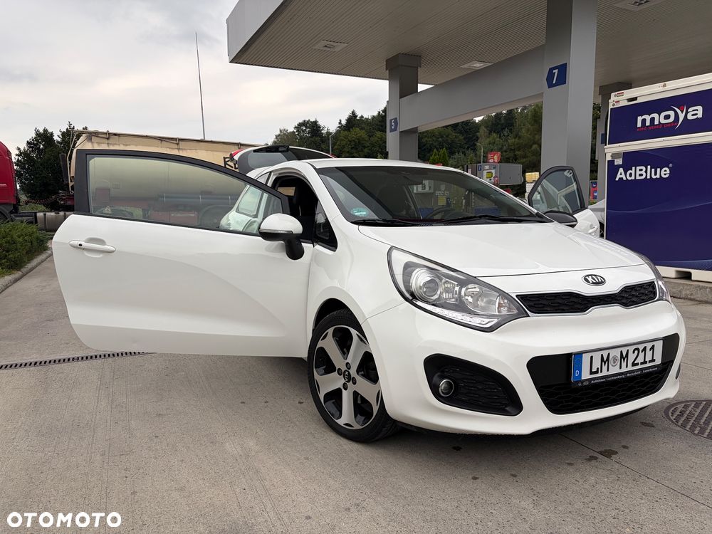 Kia Rio 1.2 Dream Team Edition - 5