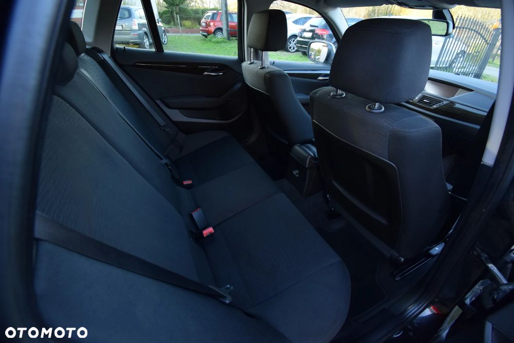 BMW X1 sDrive20d - 34