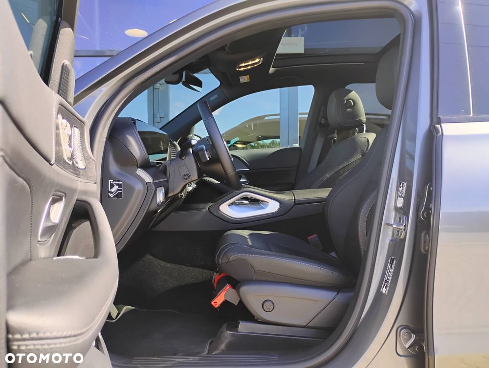 Mercedes-Benz GLE - 11