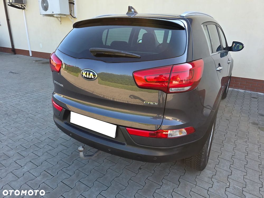Kia Sportage 2.0 CRDI 4WD Automatik Dream-Team Edition - 11