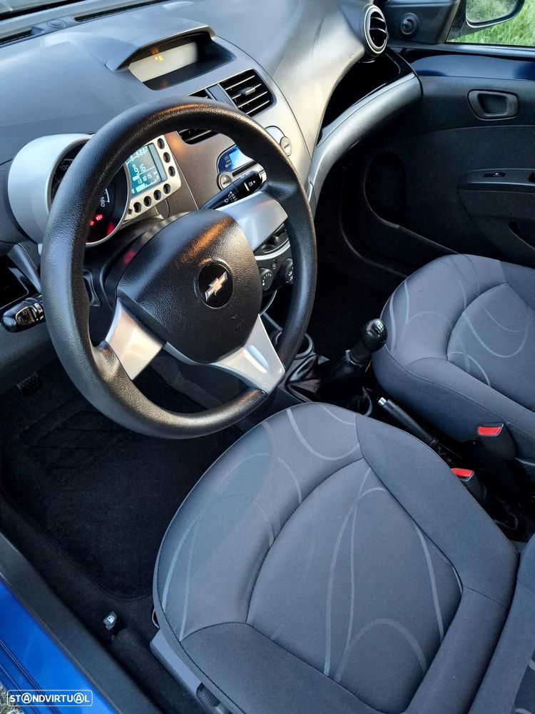 Chevrolet Spark 1.0 - 11