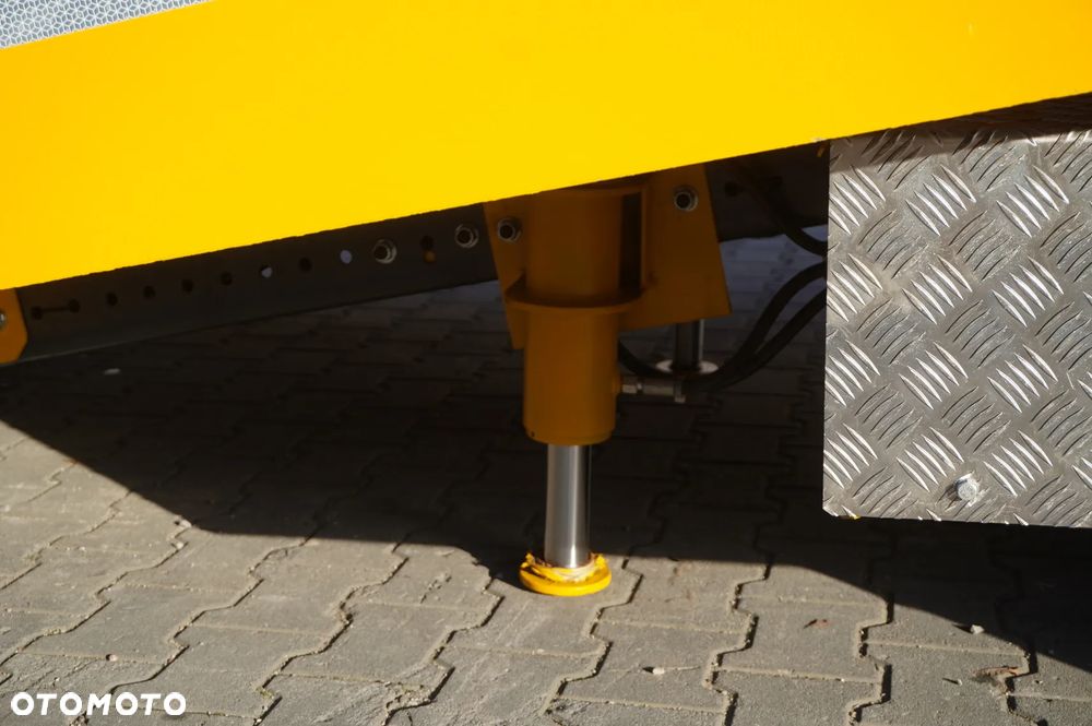 Renault D19 Wide Glob / NOWA Laweta 7.8 m / 280. tys. km - 16