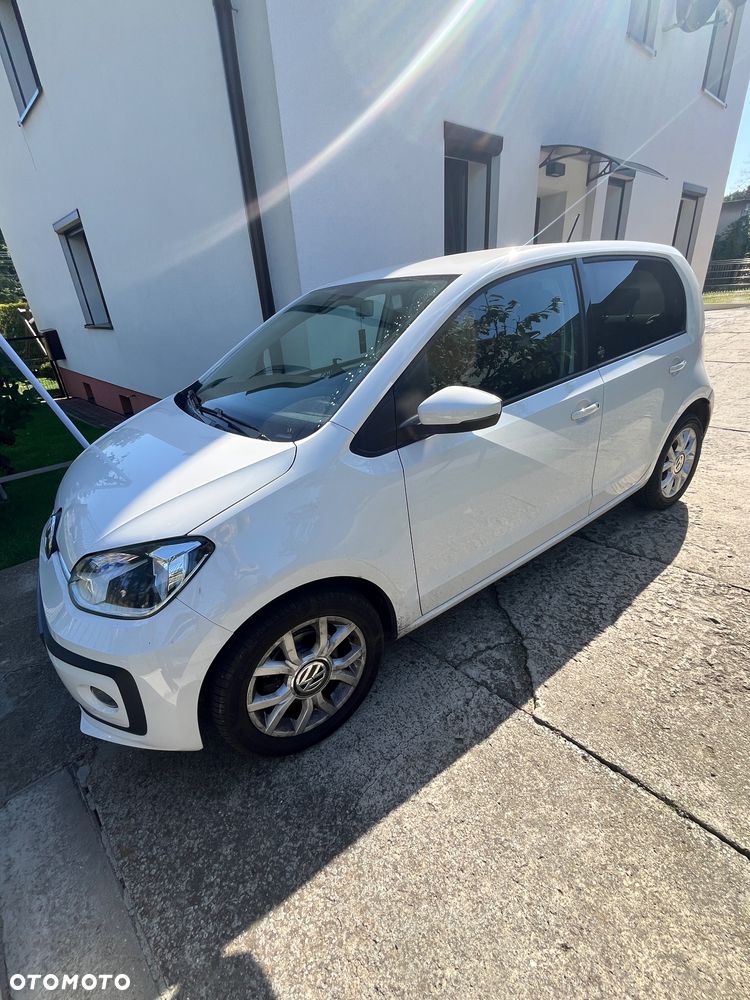 Volkswagen up! sound - 2