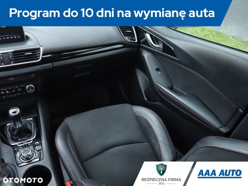 Mazda 3 - 8
