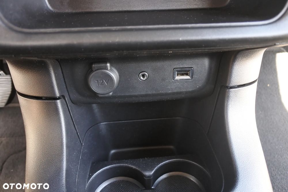 Citroën C3 1.2 PureTech Exclusive - 26