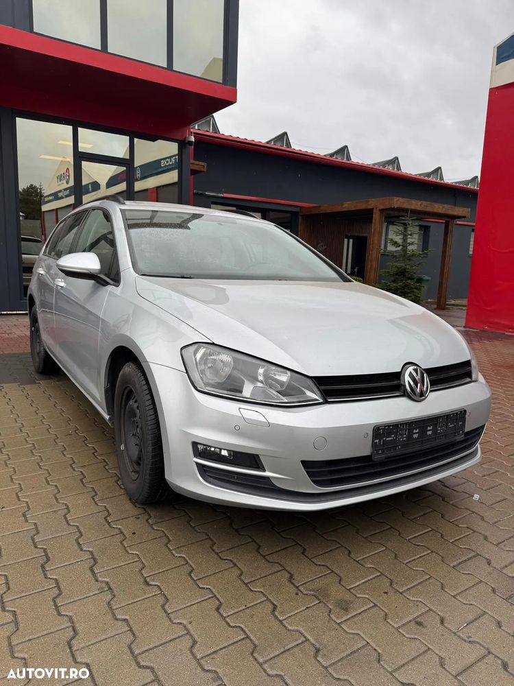 Volkswagen Golf 1.6 TDI BlueMotion Technology DSG Comfortline - 21