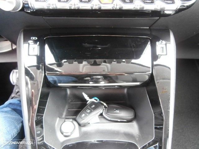 Peugeot e-208 50 kWh Allure - 26