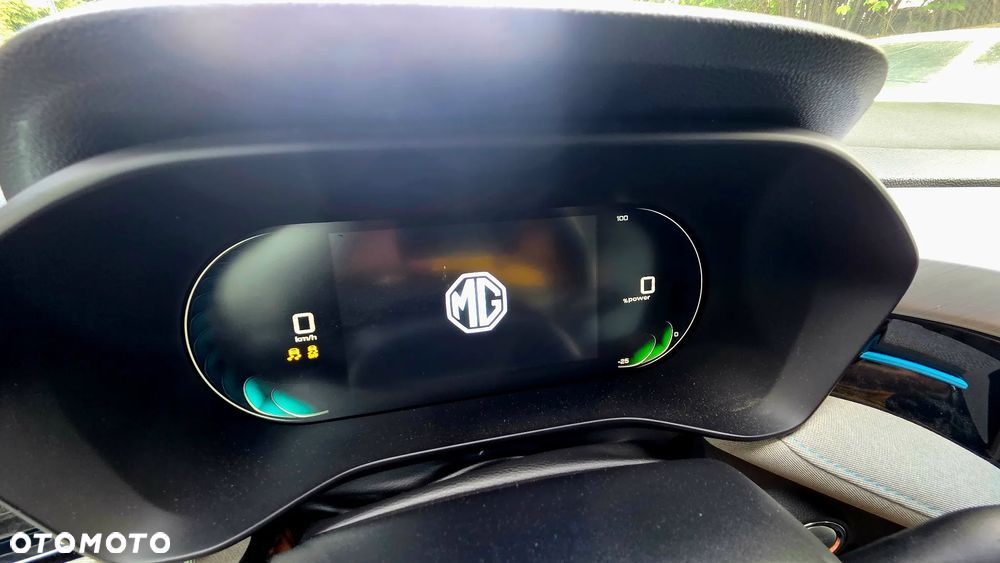 MG 5 Standard Luxury - 14