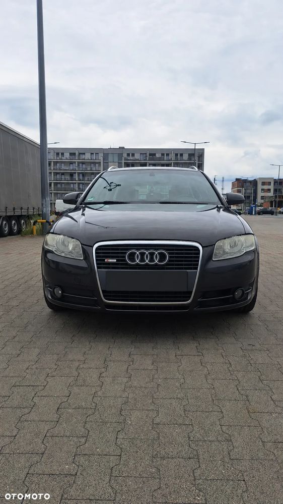 Audi A4 Avant - 10