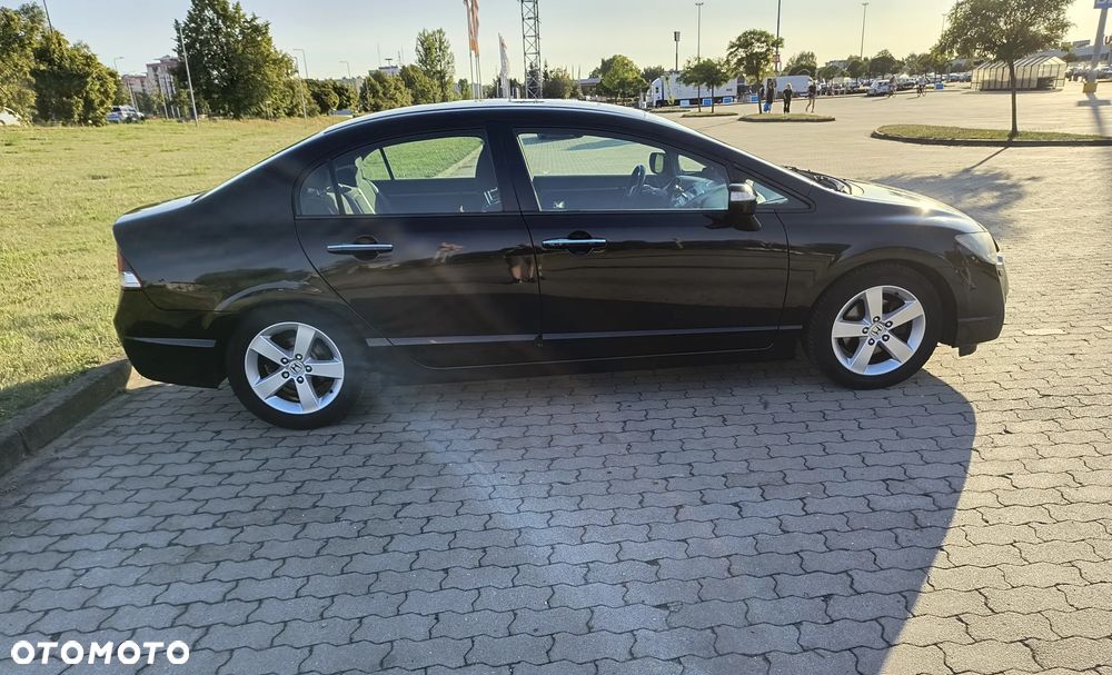 Honda Civic 1.8 Executive - 2