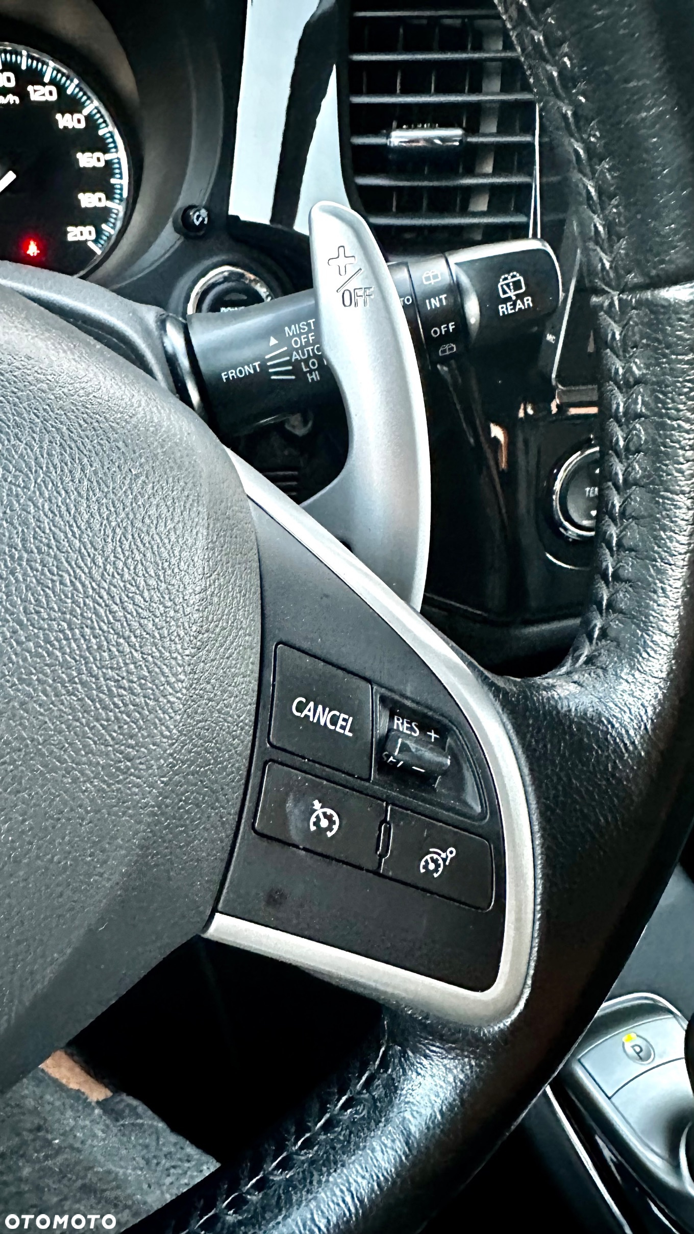 Mitsubishi Outlander 2.0 4WD Plug-In Hybrid Top - 29