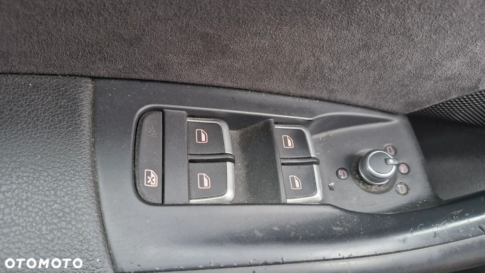 Audi Q3 2.0 TDI Quattro S tronic - 29