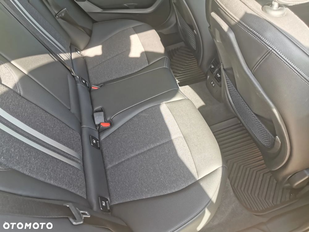 BMW Seria 1 120i Edition Colorvision - 22