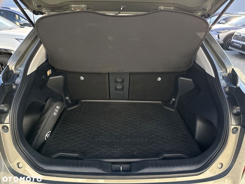 Toyota Yaris Cross Hybrid 1.5 Executive - 7