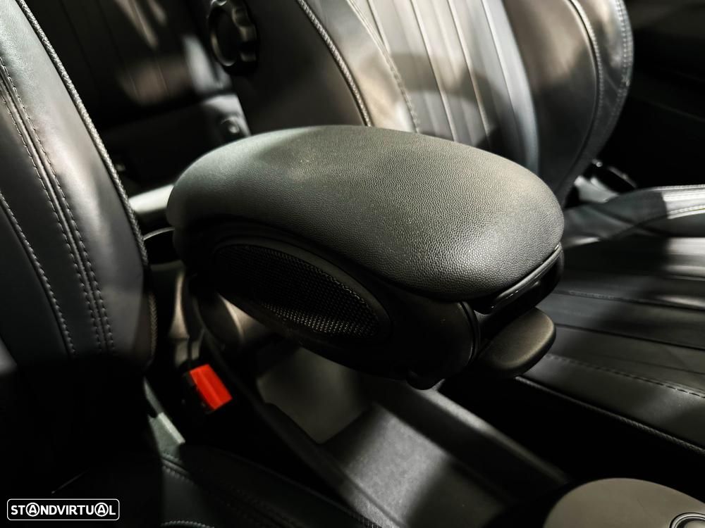 MINI 3 Portas Cooper SE Premium Classic - 37