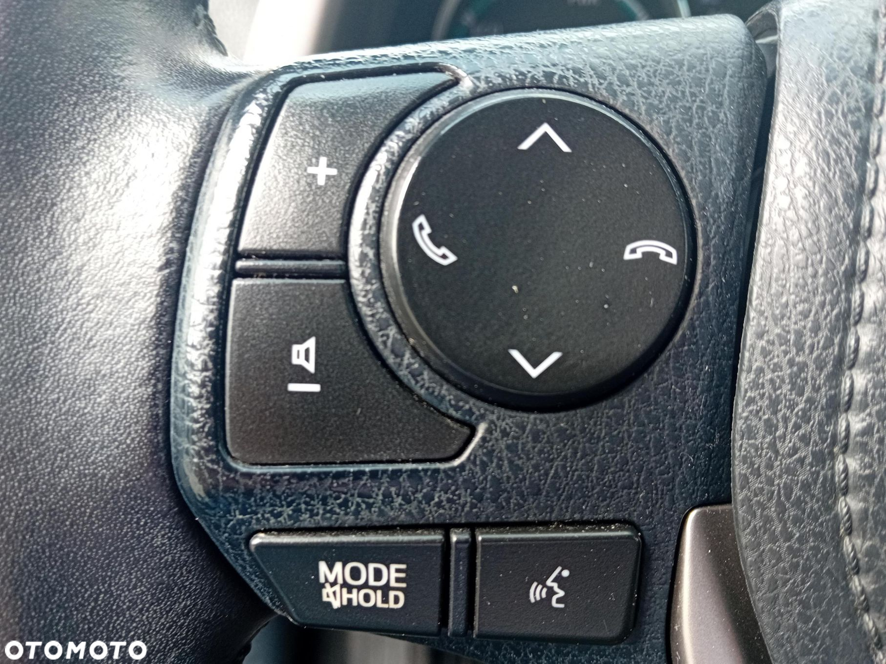 Toyota RAV4 - 24