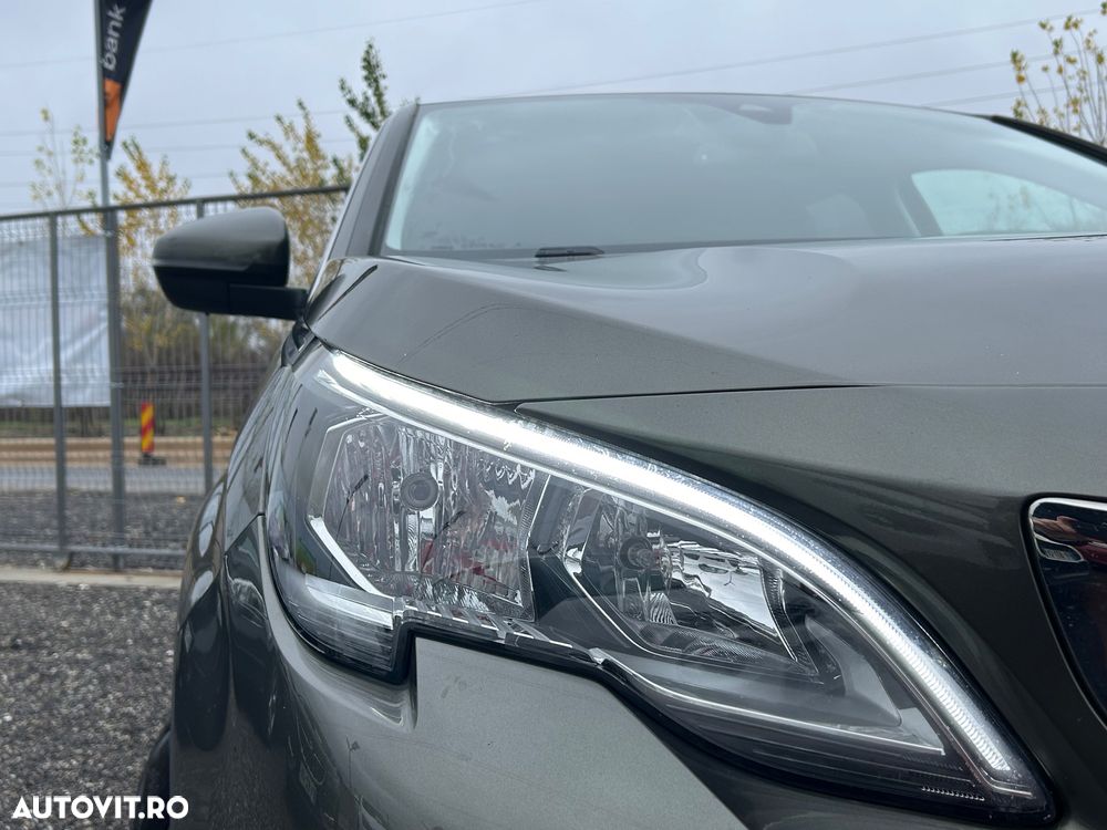 Peugeot 3008 BlueHDi 130 Stop & Start EAT8 Active Business-Paket - 19
