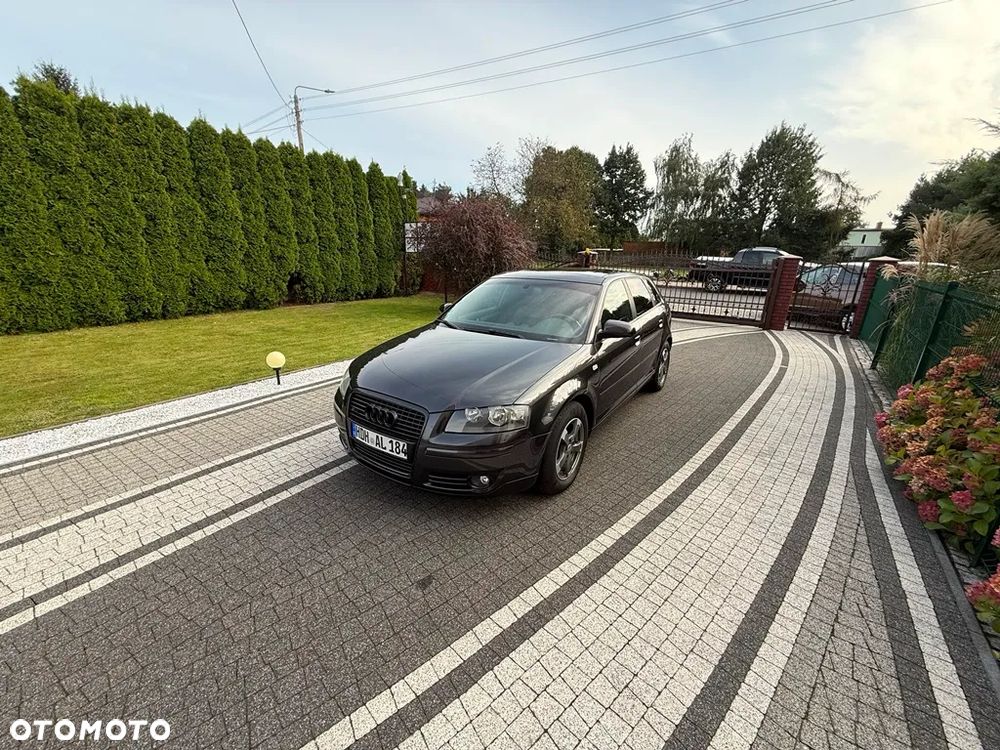 Audi A3 Sportback 2.0 FSI S line Sportpaket plus - 2