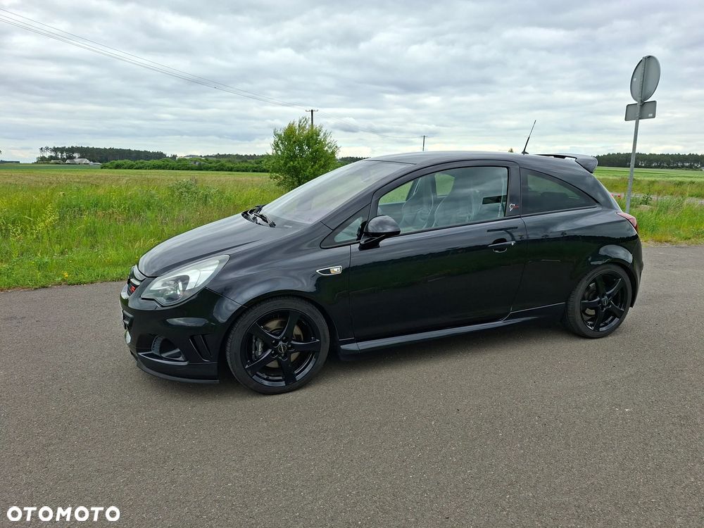 Opel Corsa 1.6 T OPC - 3