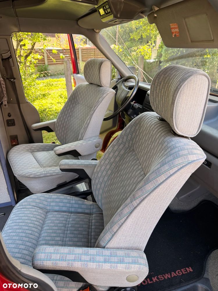 Volkswagen Transporter- California - 10