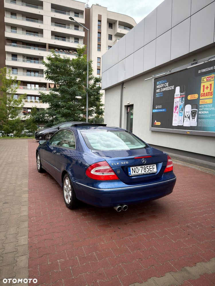 Mercedes-Benz CLK - 9