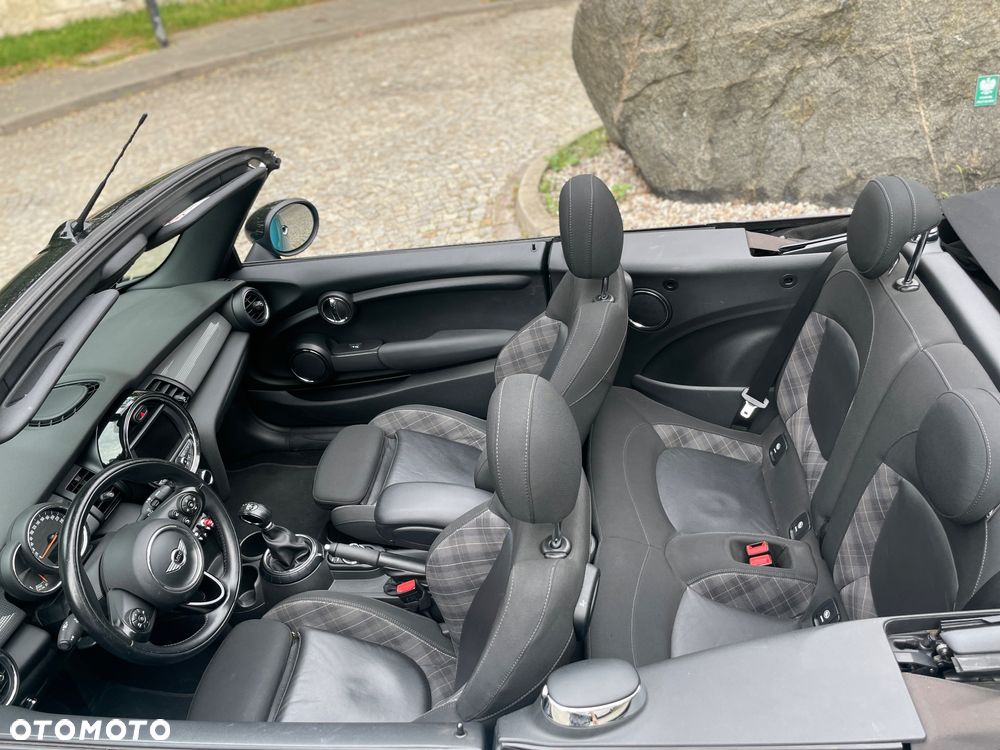 MINI Cooper Classic Trim - 12