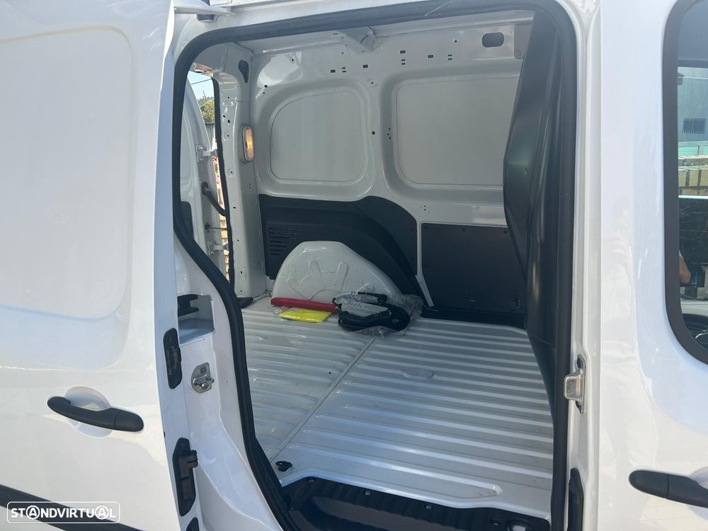 Renault KANGOO 33 KWh NACIONAL IVA DEDUTIVEL SoH de 94,4% 20 MIL KM - 17