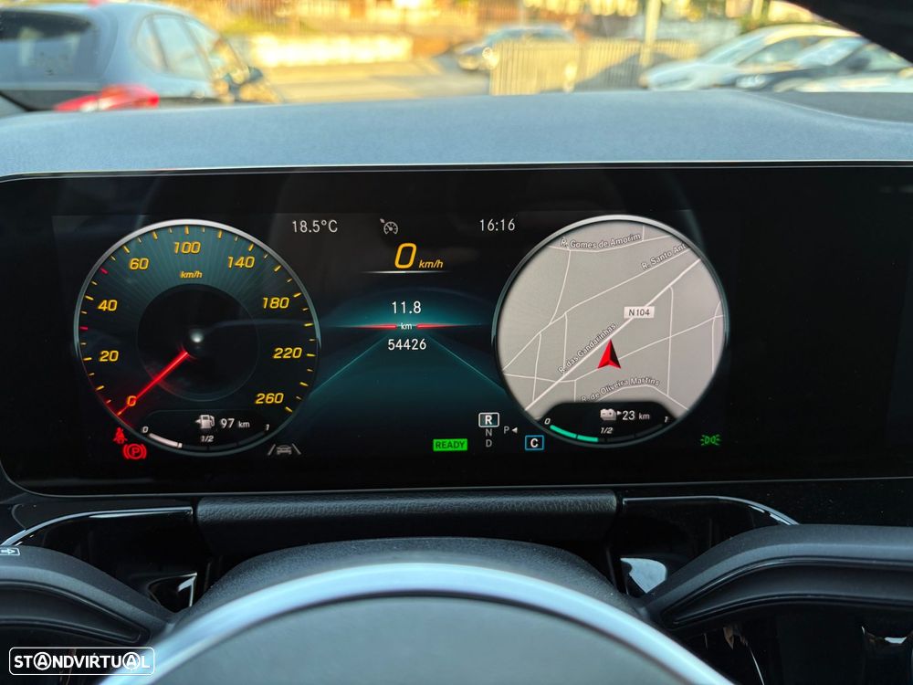 Mercedes-Benz GLA 250 e Progressive - 10