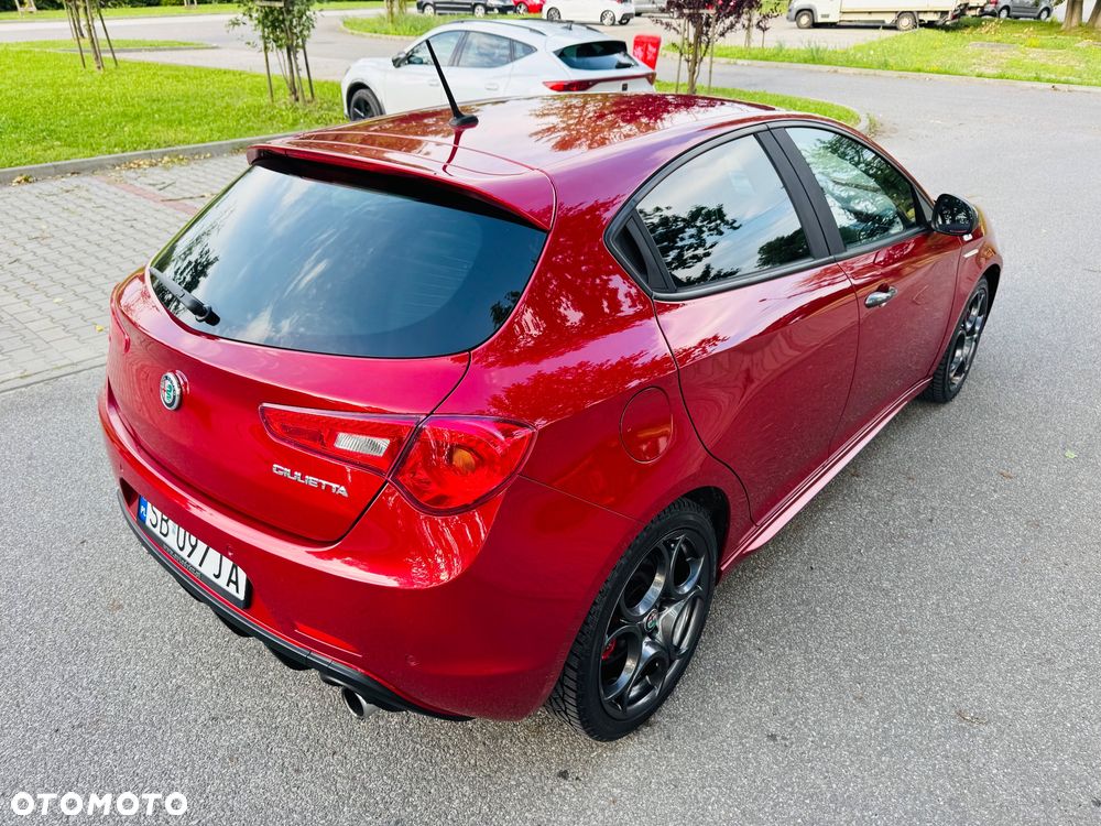 Alfa Romeo Giulietta 1.8 TBi 16V TCT Quadrifoglio Verde - 9