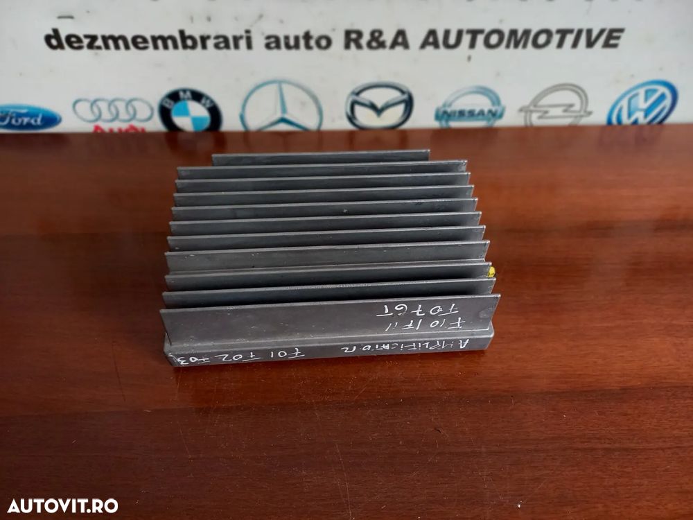 Amplificator Hifi Bmw F10 F11 F07 F01 F02 Cod  - Dezmembrari Arad - 2