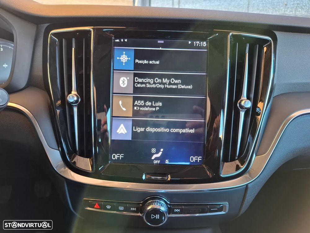 Volvo V60 2.0 D3 Momentum - 33