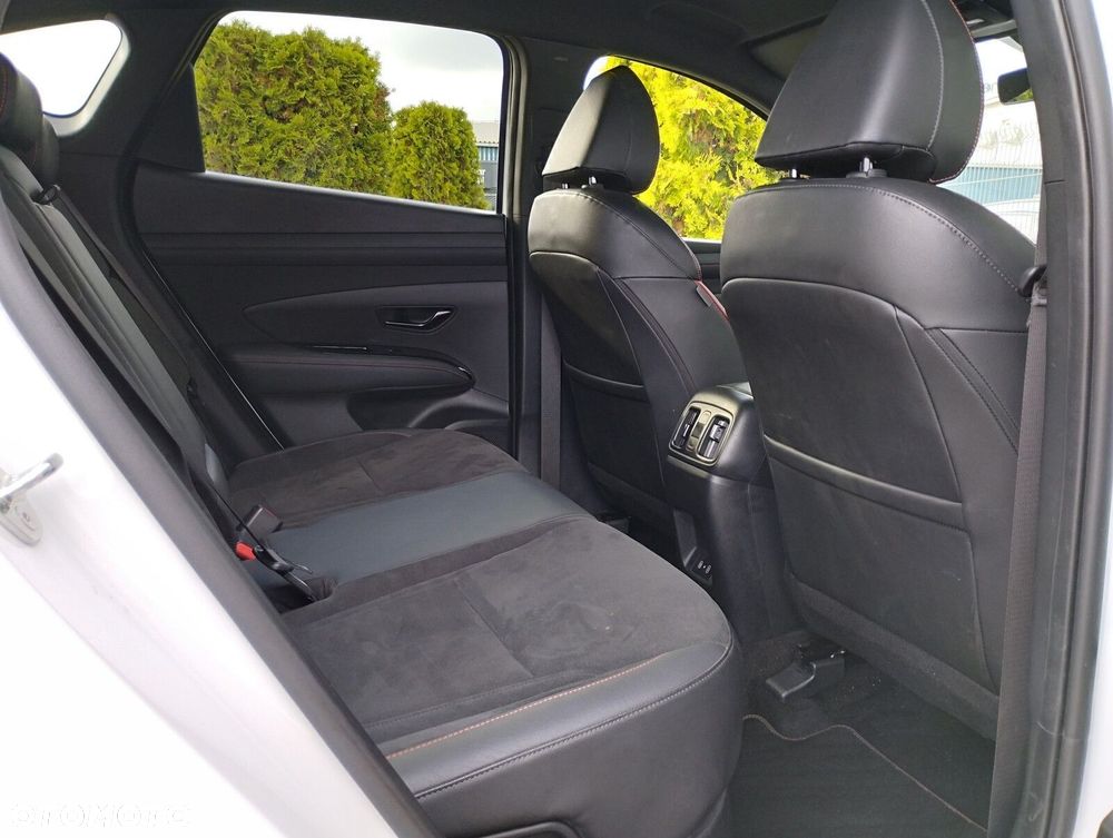 Hyundai Tucson 1.6 T-GDi HEV N-Line 4WD - 15