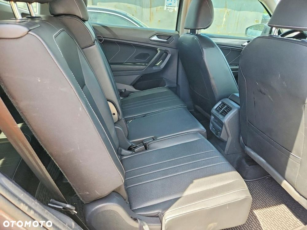 Volkswagen Tiguan - 11
