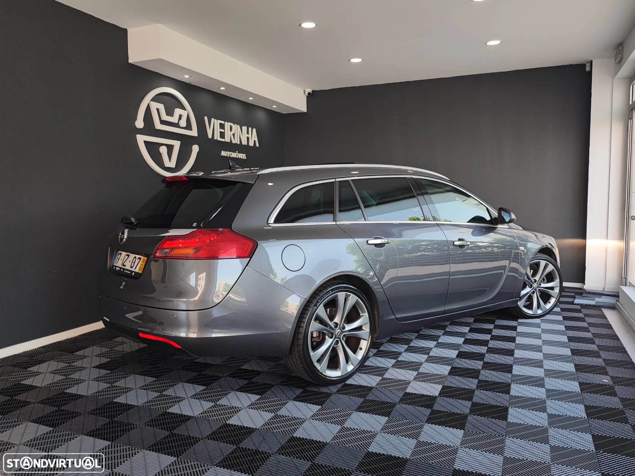 Opel Insignia Sports Tourer 2.0 CDTi Cosmo ecoFLEX - 14
