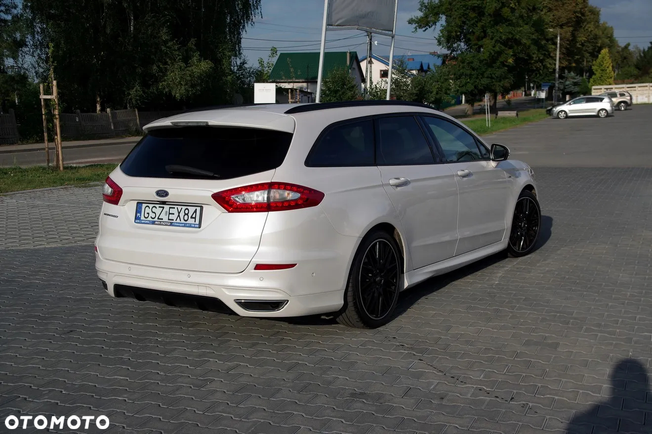 Ford Mondeo 2.0 TDCi Bi-Turbo ST-Line X PowerShift - 2