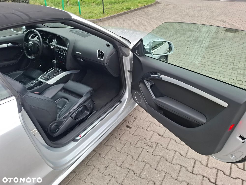 Audi A5 Cabrio - 14