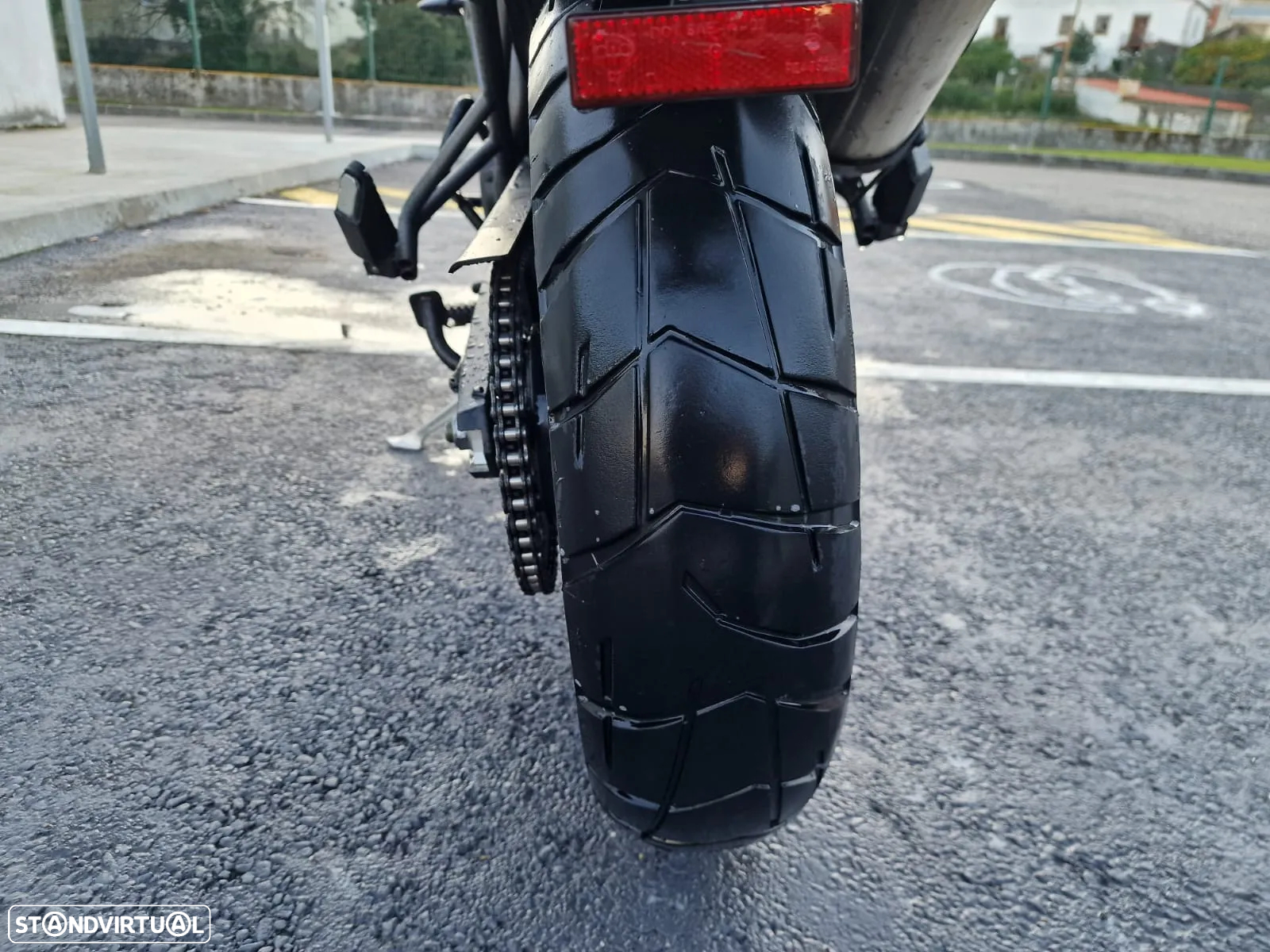 Triumph Tiger 800 XRX - 17