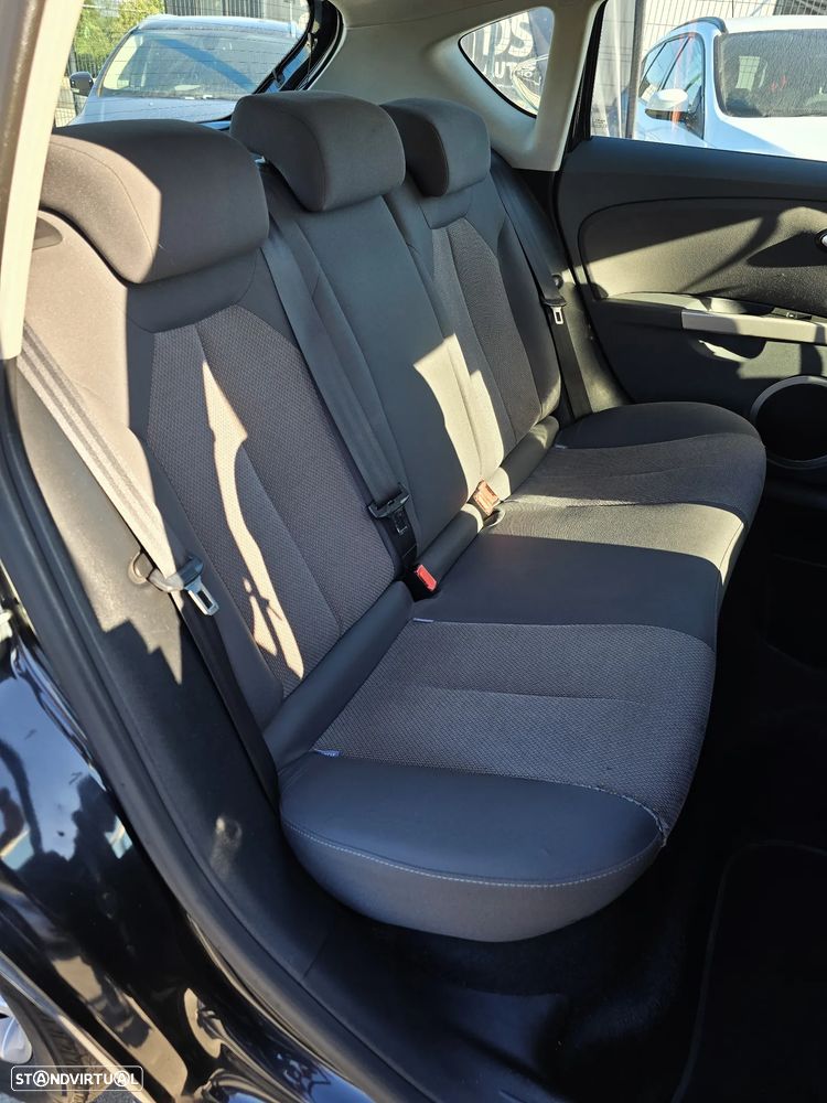 SEAT Leon 1.6 TDI Sport - 9