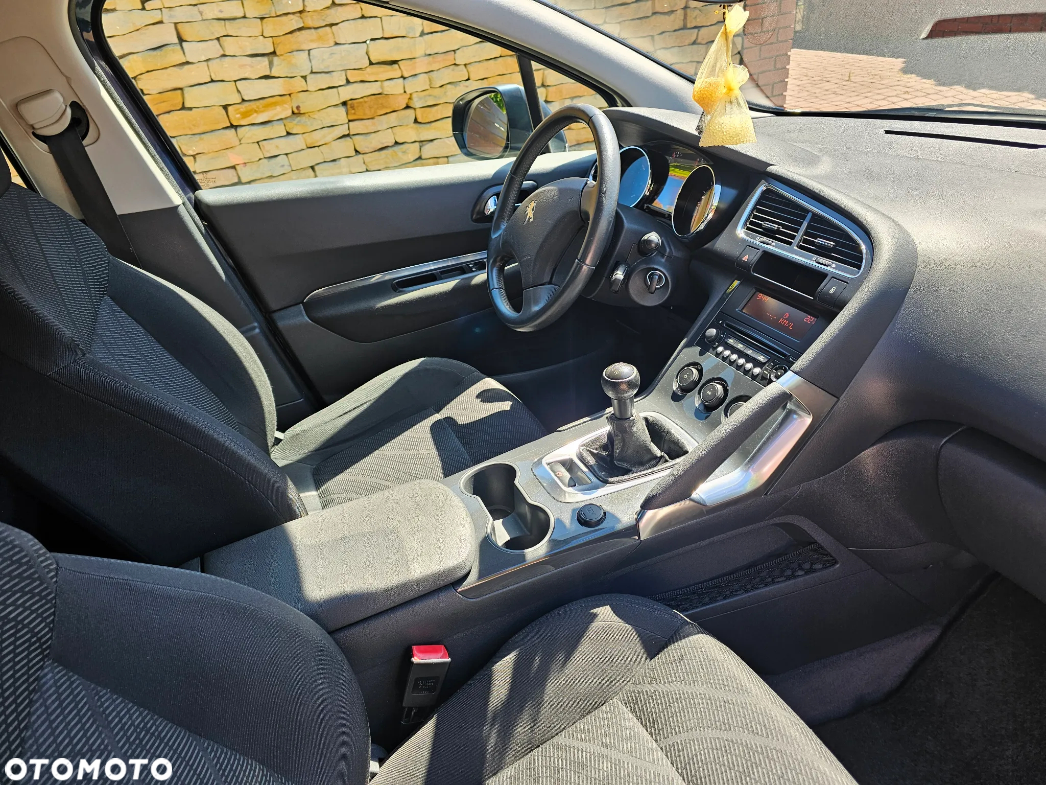 Peugeot 3008 1.6 Trendy - 25