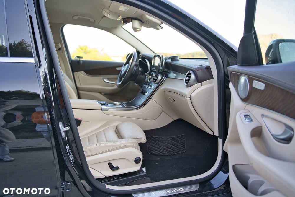Mercedes-Benz GLC - 20