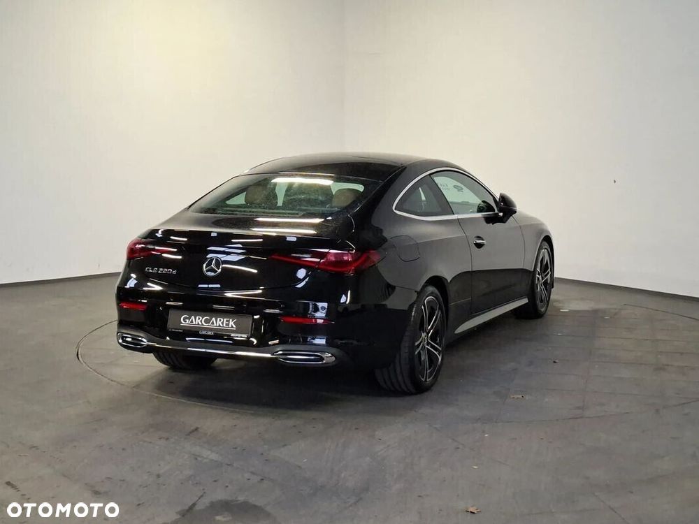 Mercedes-Benz CLE - 13