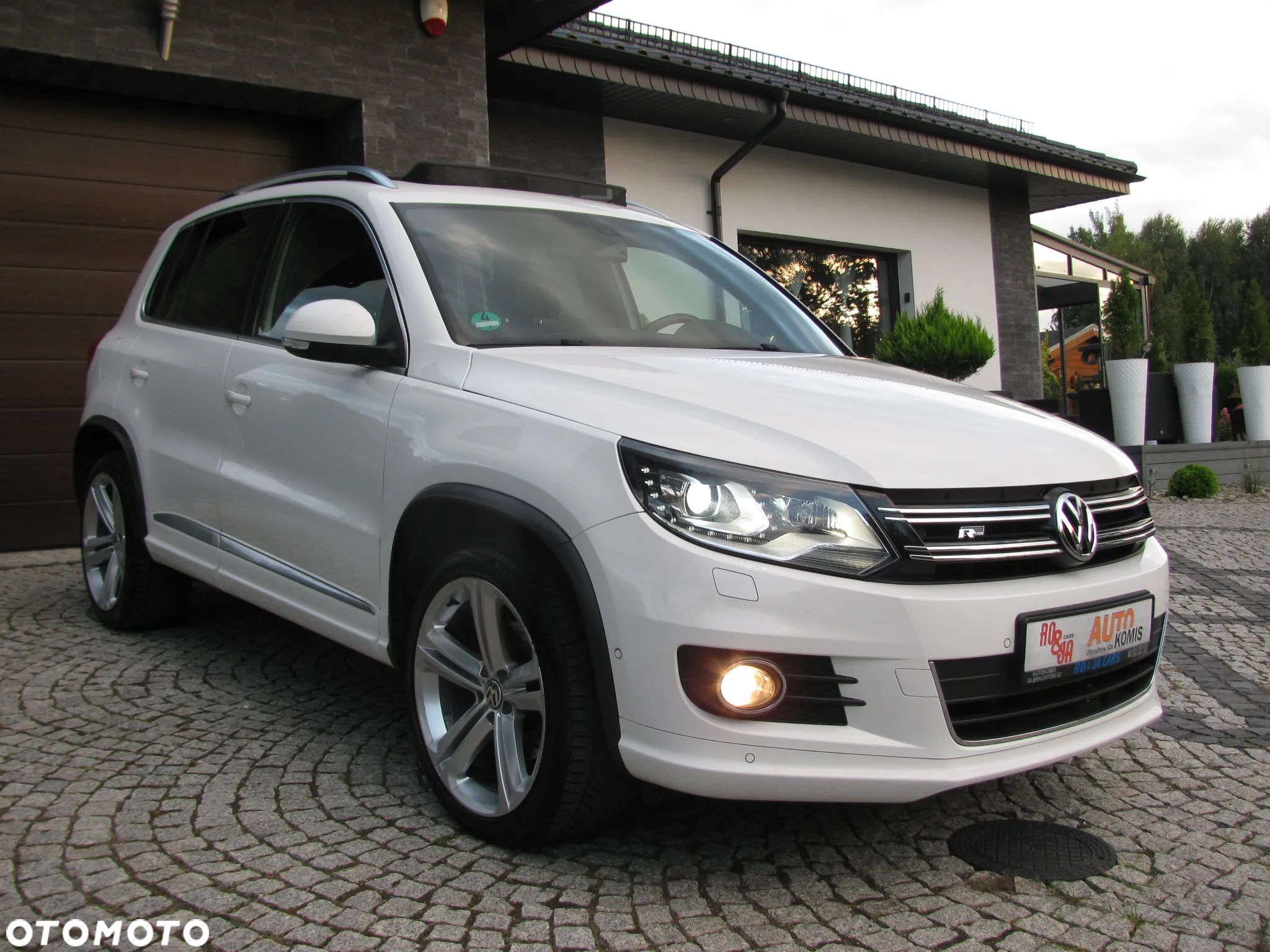 Volkswagen Tiguan 1.4 TSI Perfectline R-Style - 1