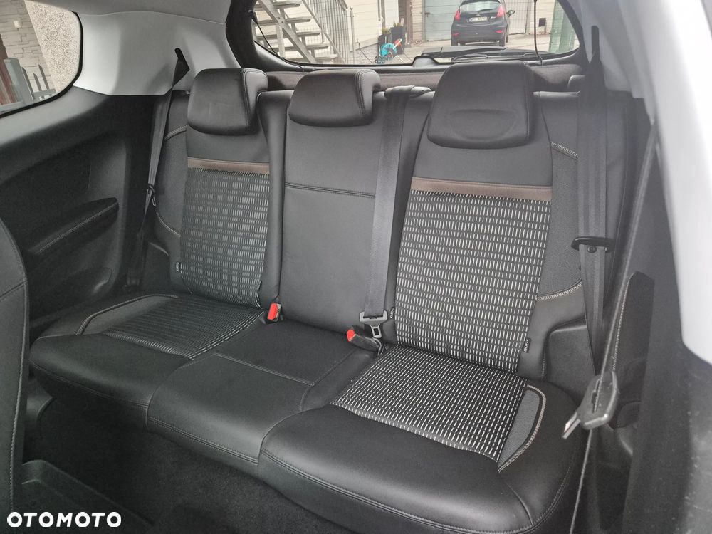 Peugeot 208 e-HDi 92 Stop&Start Style - 19