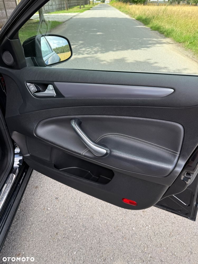 Ford Mondeo - 25