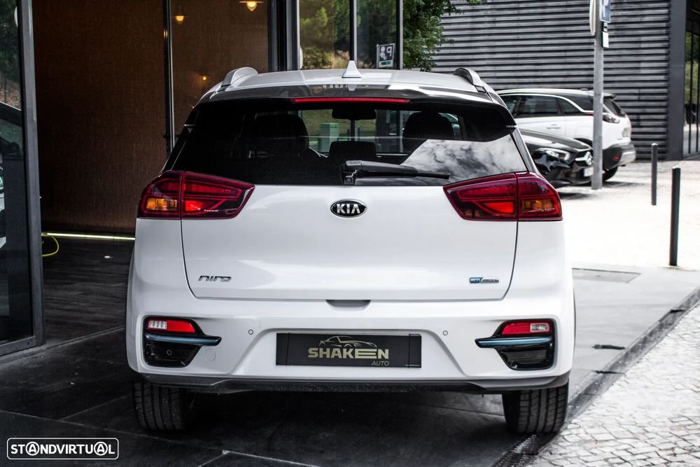 Kia e-Niro Vision - 10