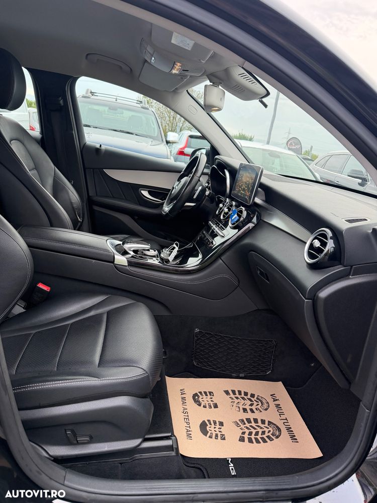 Mercedes-Benz GLC Coupe 250 d 4Matic 9G-TRONIC AMG Line - 14